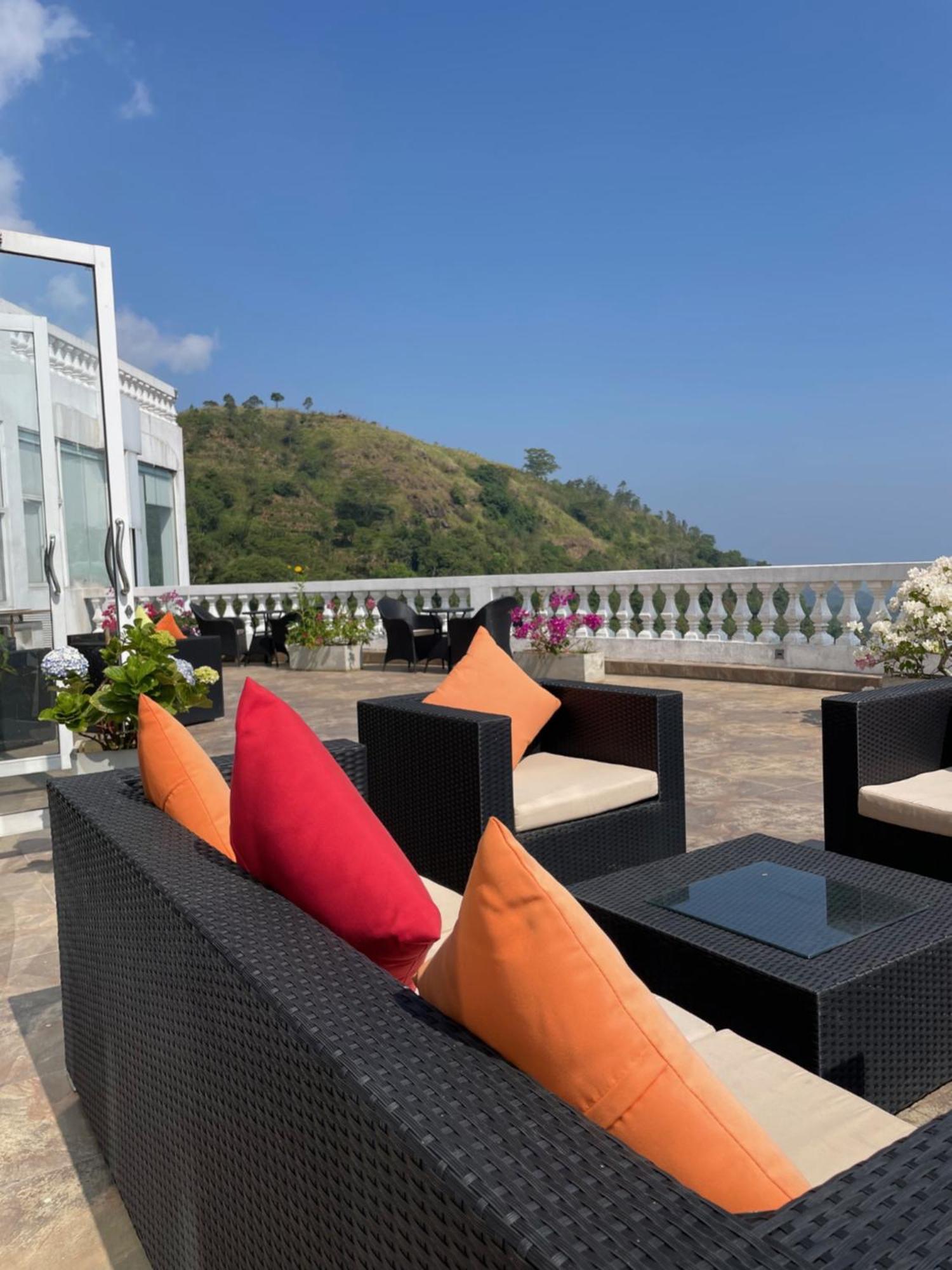 Bellwood Hills Resort & Spa Канди Экстерьер фото