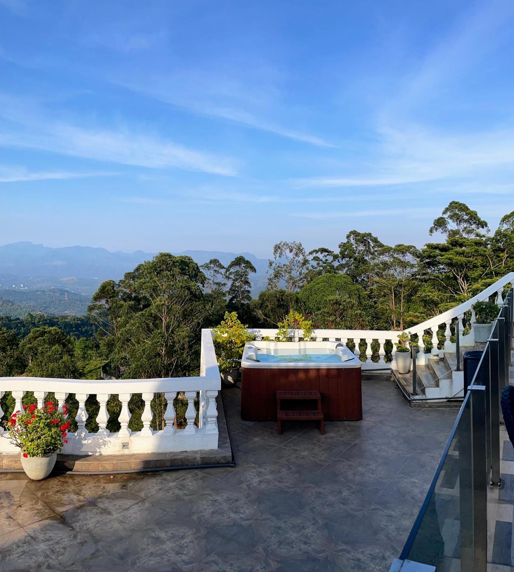 Bellwood Hills Resort & Spa Канди Экстерьер фото