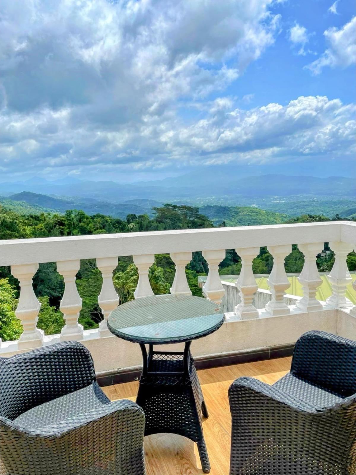 Bellwood Hills Resort & Spa Канди Экстерьер фото
