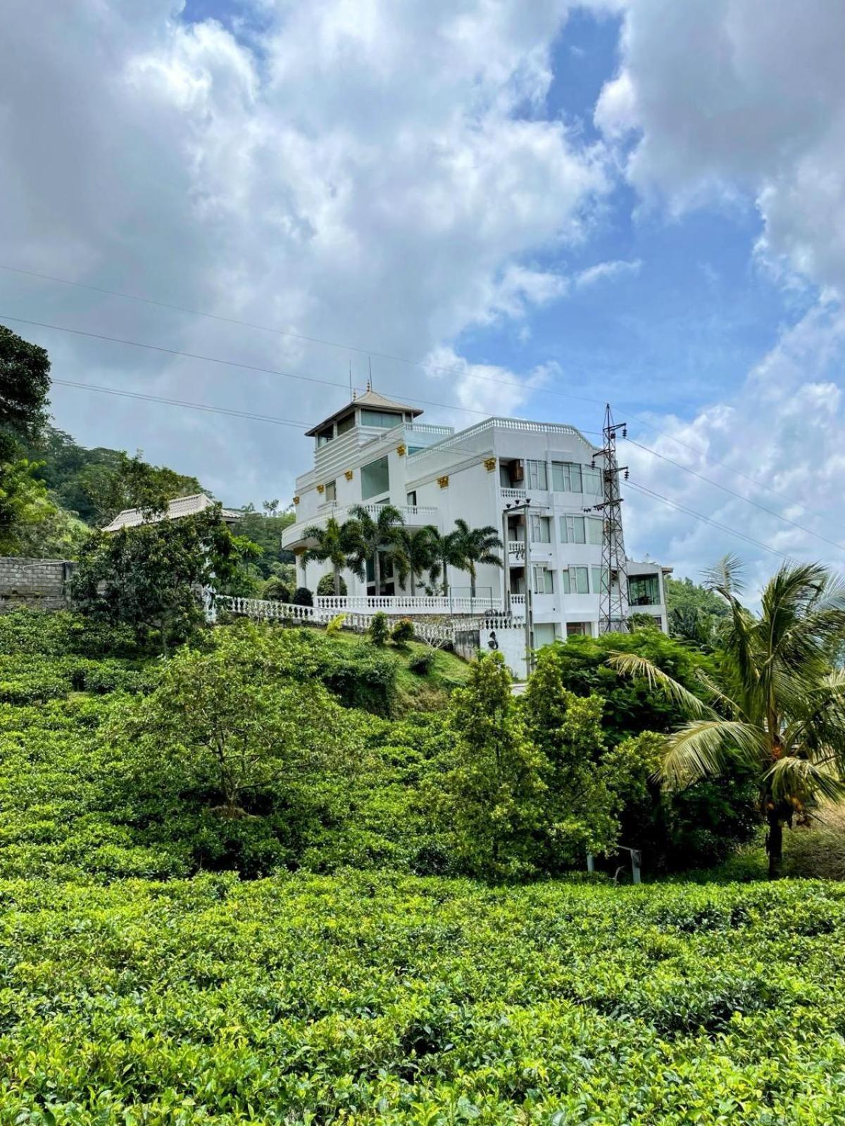 Bellwood Hills Resort & Spa Канди Экстерьер фото